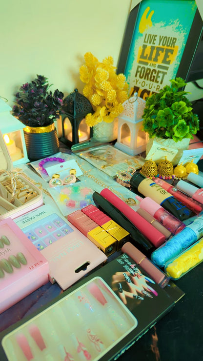 Coustomize makeup and jewellery box