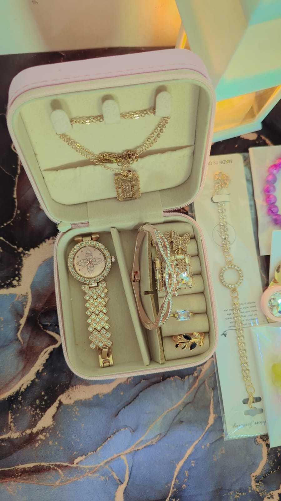 Coustomize makeup and jewellery box